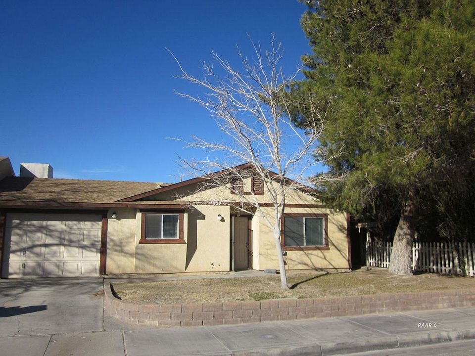 2nd image of 924 E California Ave