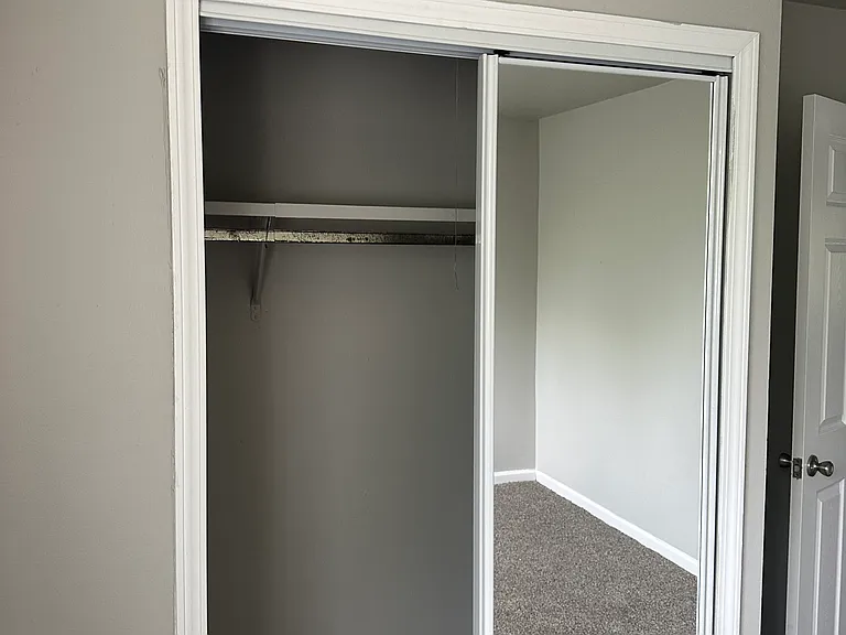 Mulberry Row Apartments — Photo 18