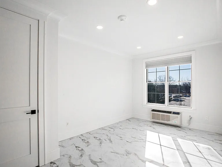The Lofts at Maple & Main — Photo 19