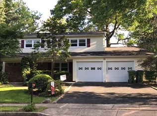34 Lynnwood Rd, Edison, NJ 08820