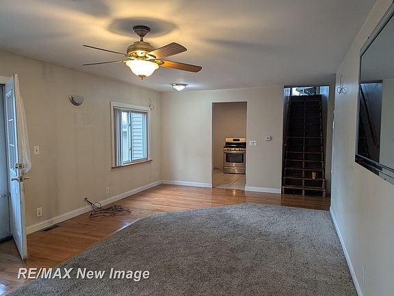 5th image of 2385 McCarty Rd