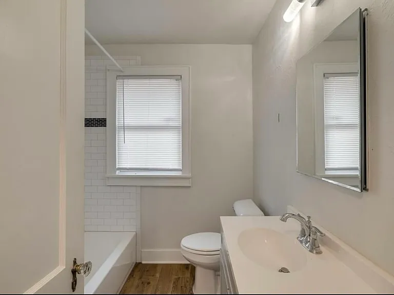 913 East Dr #913 — Photo 3