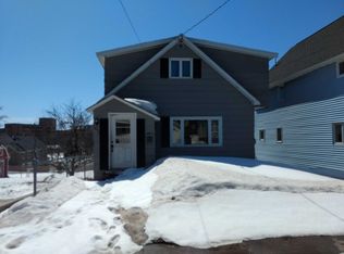 1032 Minnesota St, Hancock, MI 49930