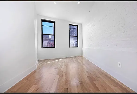 Rented by REAL New York | media 16