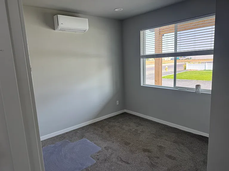 121 Poplar St — Photo 6