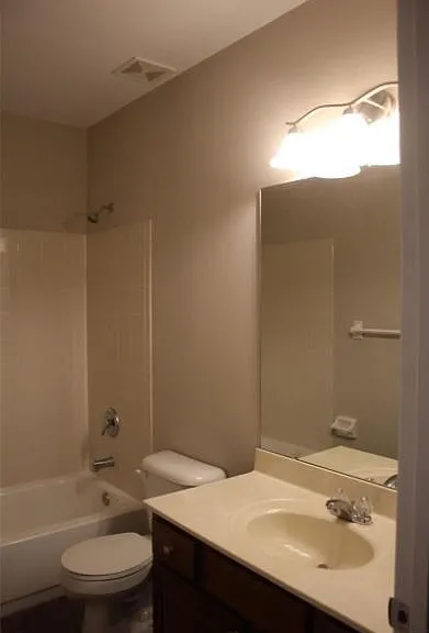 1348 Wesford Way — Photo 4