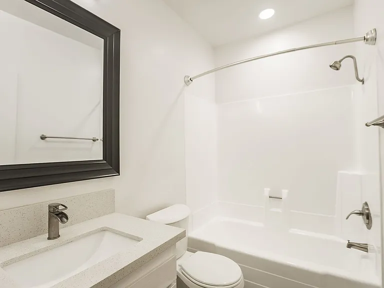 4444 Ensign Avenue — Photo 48