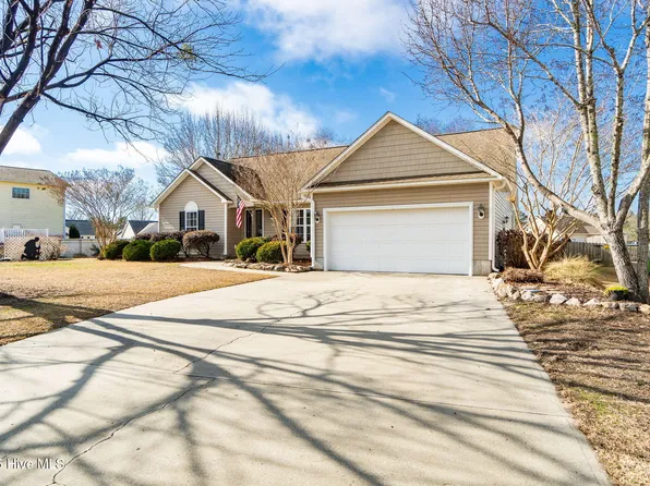 115 Bur Oaks Boulevard, Newport, NC 28570