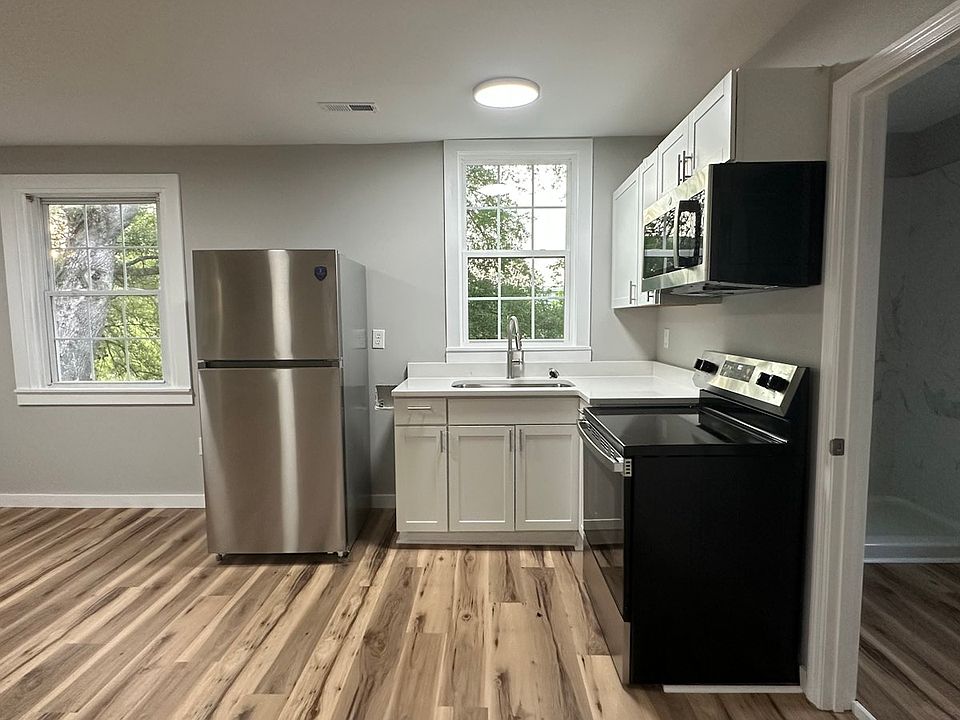 1st image of 4571 Durant Ave #B