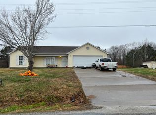 1722 Wilson Rd, Huron, TN 38345