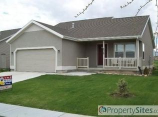 8349 N Muirfield St, Eagle Mountain, UT 84005