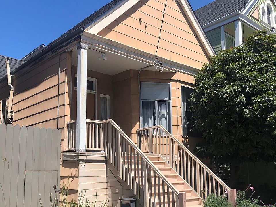 2nd image of 3832 18th St