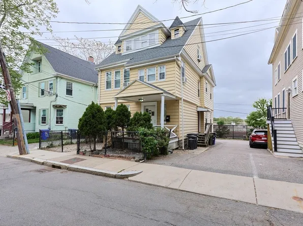 14 Wadsworth St, Allston, MA 02134