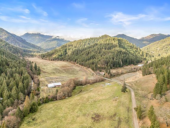 2nd image of 6026 Carberry Creek Rd