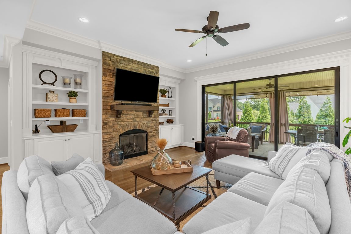 9005 Quiet Reserve Rd-22
