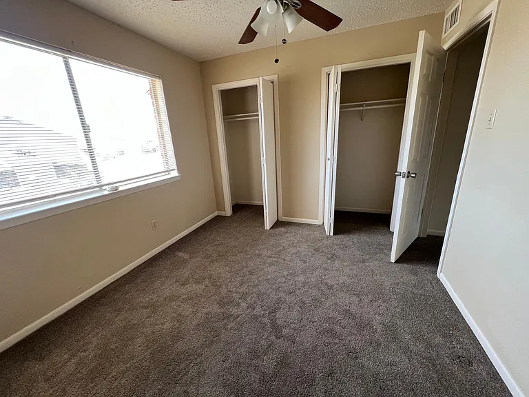 2110 Hunt Dr #D — Photo 13