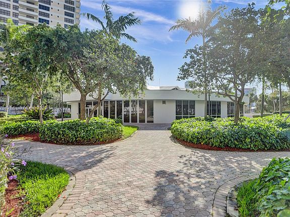 4th image of 600 Three Islands Blvd APT 1507