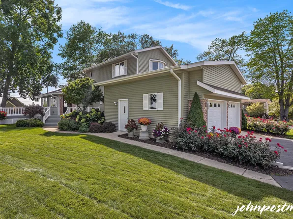 8170 Morrison Lake Gdns, Saranac, MI 48881