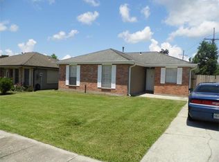 2700 Bayou Teche Dr, Marrero, LA 70072