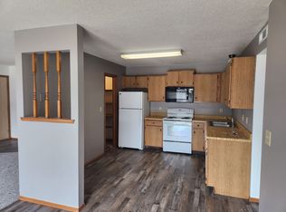 Pebble Creek Apartments - 5405, Sioux Falls, SD 57106