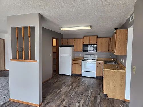 Pebble Creek Apartments - 5405 Photo 1