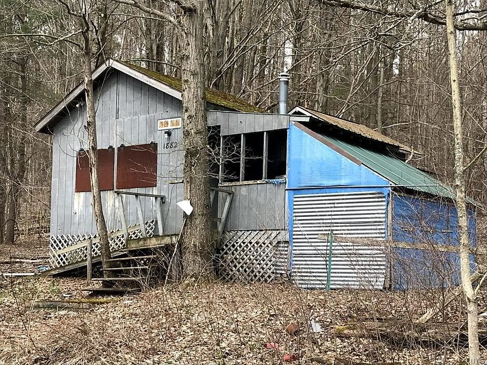 1st image of 1882 Fairbanks Rd