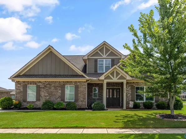 8358 Anslee Way NW, Huntsville, AL 35806