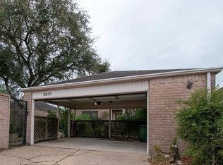 9210 Danforth Way, Houston, TX 77083