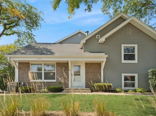 2791 Wayfaring Ln APT A, Lisle, IL 60532