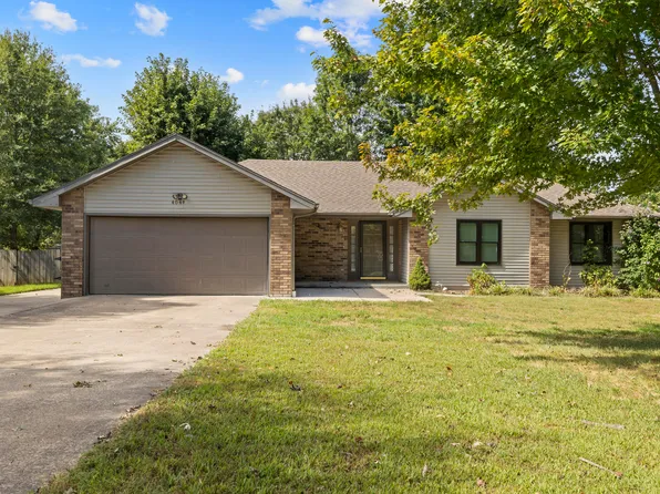 4049 S Tipperary Avenue, Rogersville, MO 65742