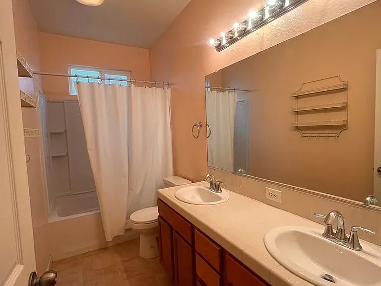 2340 Catavee Ave — Photo 12