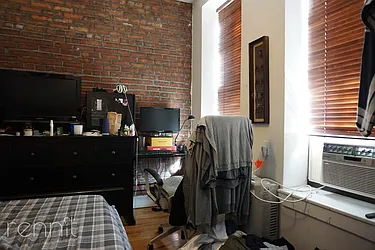 Rented by Rennit Inc.