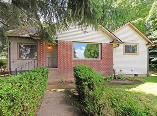 5626 NE Ainsworth St, Portland, OR 97218