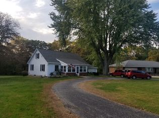 1221 Highview Rd, East Peoria, IL 61611