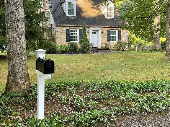 2nd image of 4701 Holly Ave