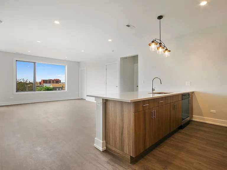 2109 S Halsted LLC — Photo 6