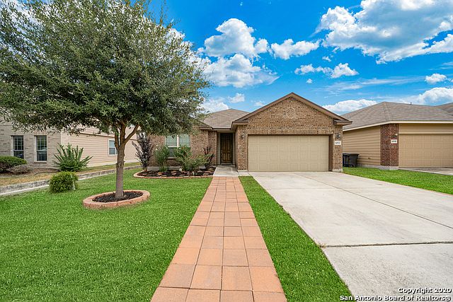 1st image of 16922 Mandolino Ln