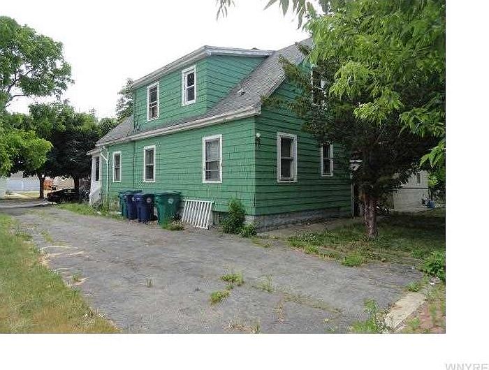 2nd image of 3220 Belden Pl