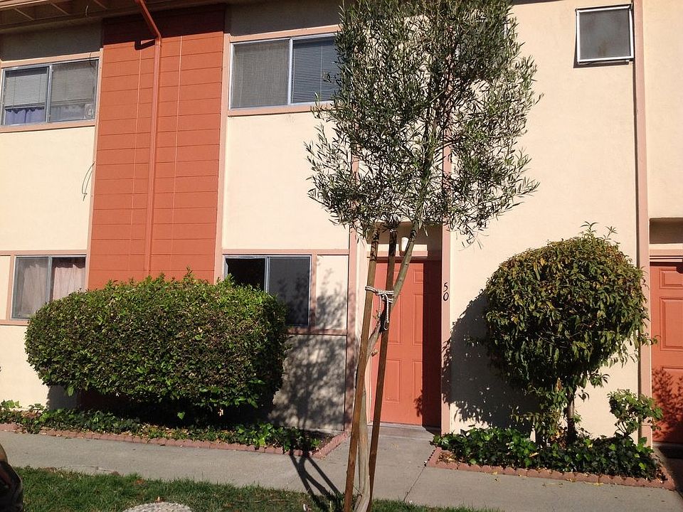 1st image of 27505 Tampa Ave