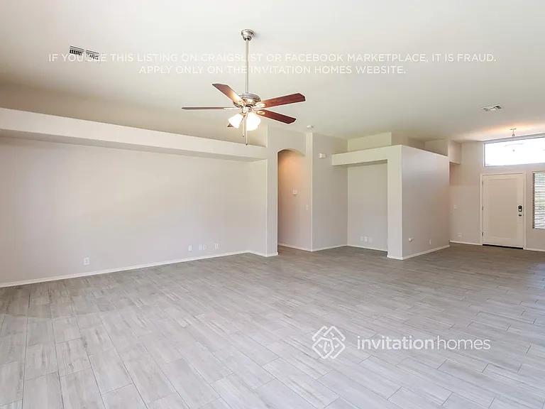 2551 S Drexel — Photo 3