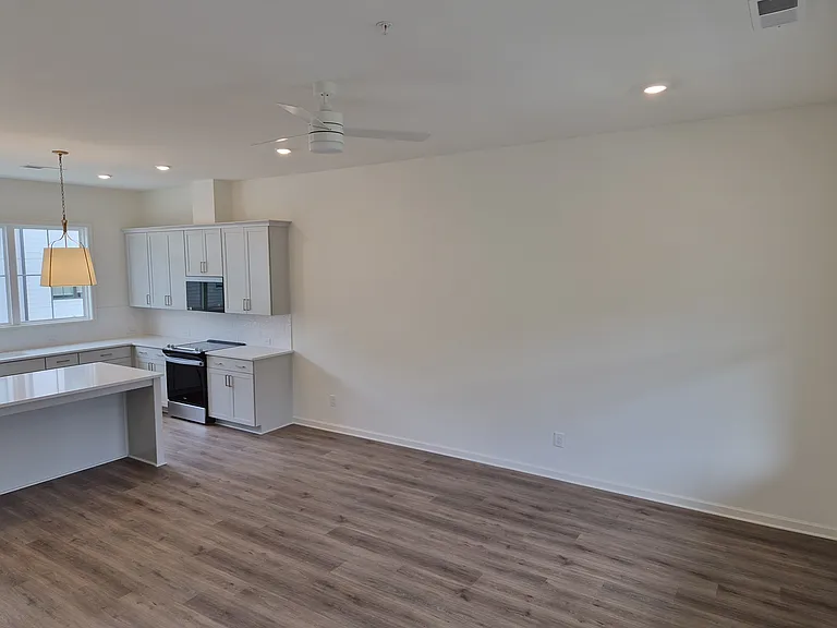 440 Argosy Park Cir — Photo 5