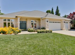 2764 Western Oak Dr, Redding, CA
