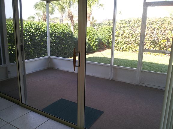 3rd image of 5596 Cord Grass Ln