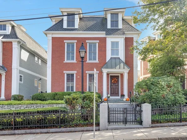 7 Mill St Unit 7, Arlington, MA 02476