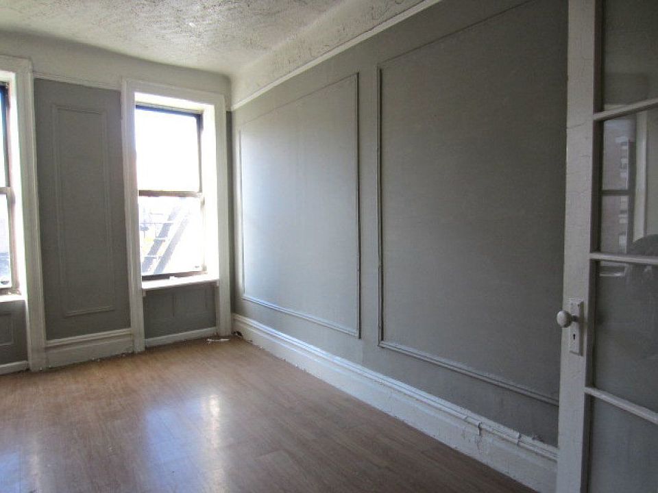 1st image of 662 W 184th St APT 26