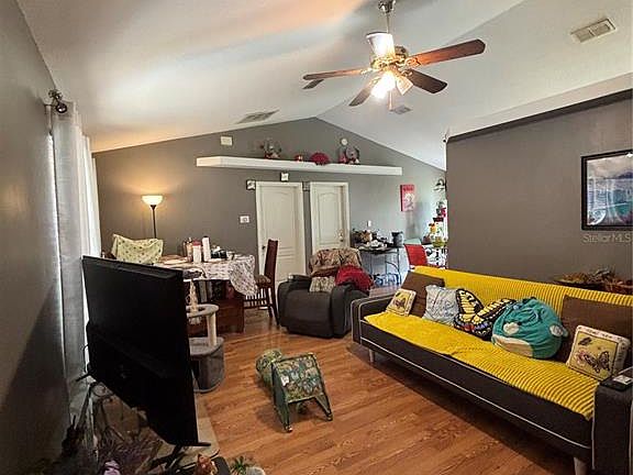 3rd image of 4250 Worthington Pl