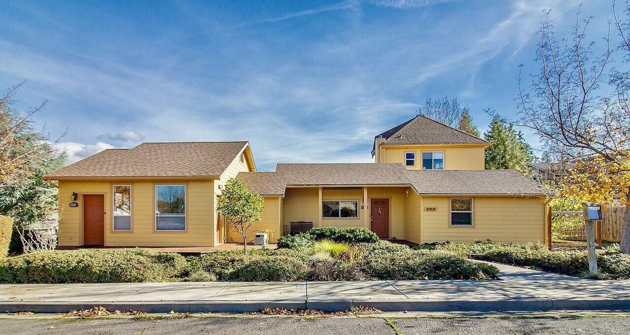 350 Phelps St, Ashland, OR 97520 Zillow