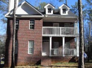 2888 Orr Dr, East Pt, GA 30344