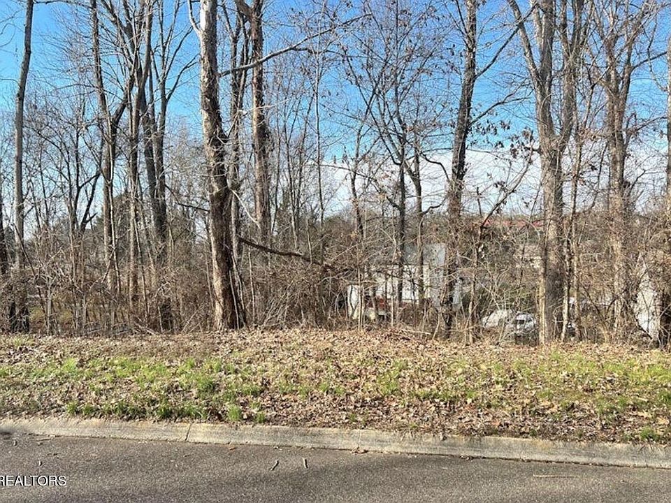 1st image of 6024 Tennyson Dr