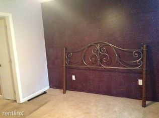 79 Henrietta St, Providence, RI 02904